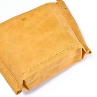 small shoulder "puff"