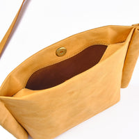 small shoulder "puff"