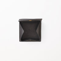 「 ⬜︎ 」/ Black