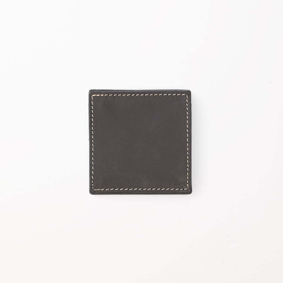 「 ⬜︎ 」/ Black