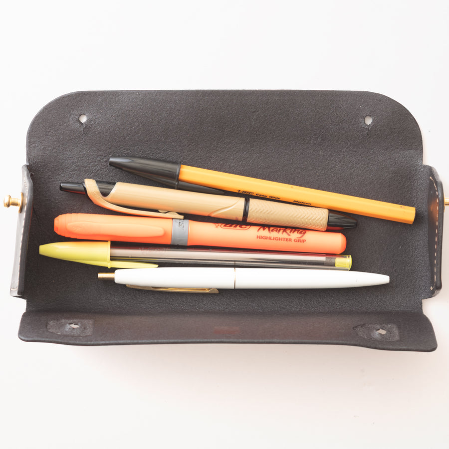 ひらくペンケース / Black